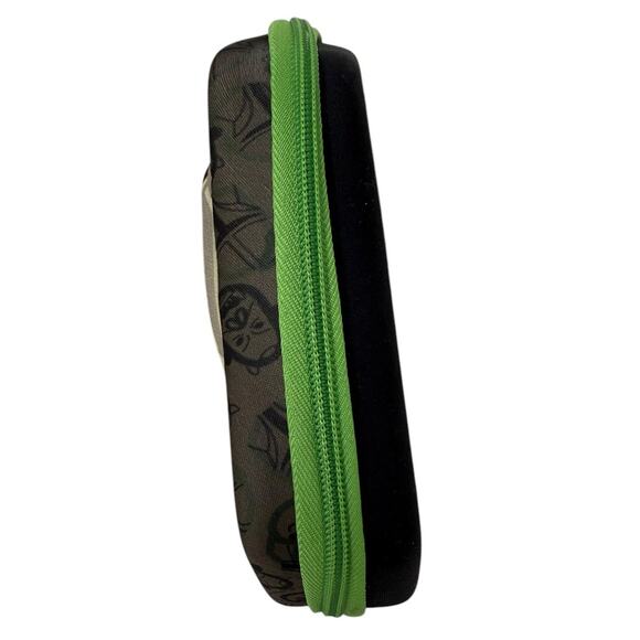 Disney Star Wars Grogu Baby Yoda & The Mandalorian Art Pack Zipper Pouch New - Picture 6 of 7